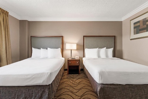 Jack London Inn image 17